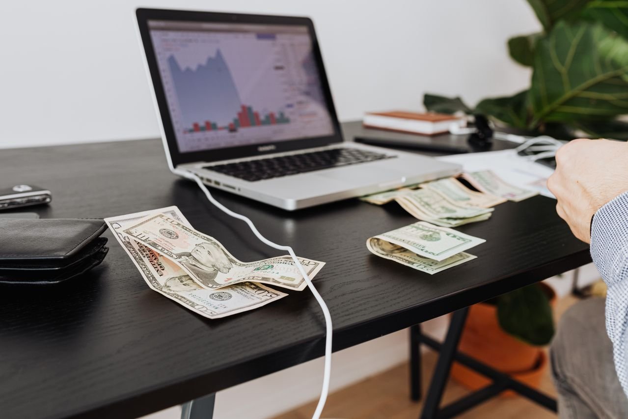 7 Steps to Build a Profitable Online Business